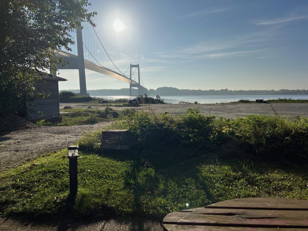 Lillebæltsbro set fra klubhusets terrasse